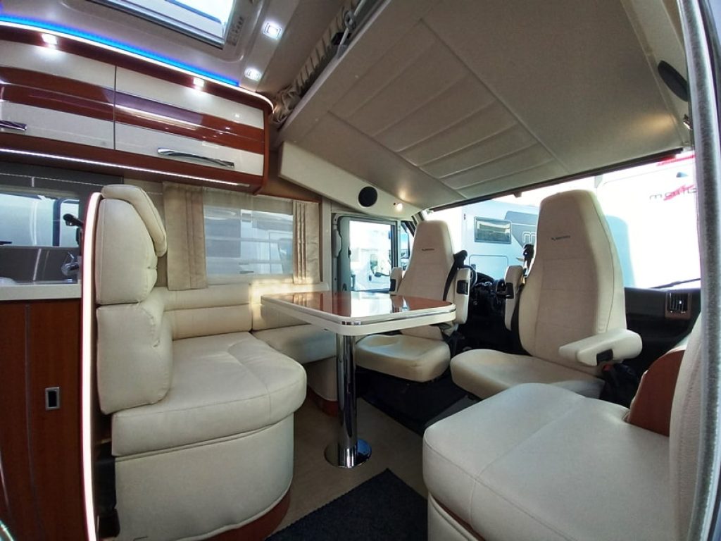 K-Yacht 85 Tekno Line motorhome letti gemelli
