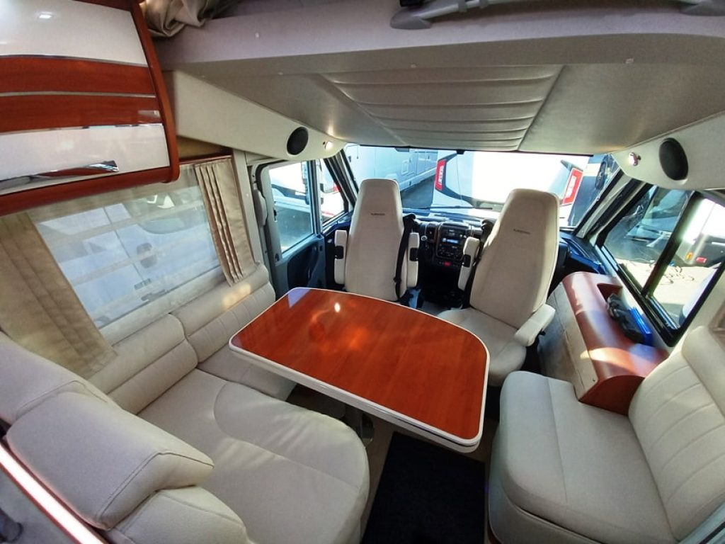 K-Yacht 85 Tekno Line motorhome letti gemelli