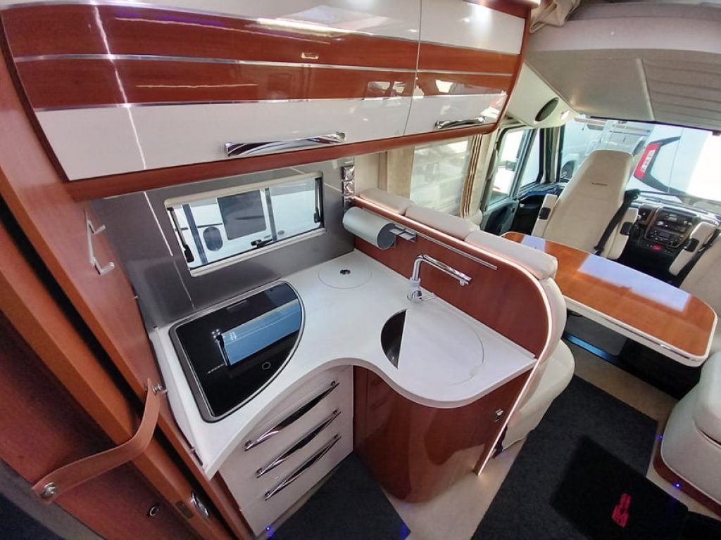 K-Yacht 85 Tekno Line motorhome letti gemelli