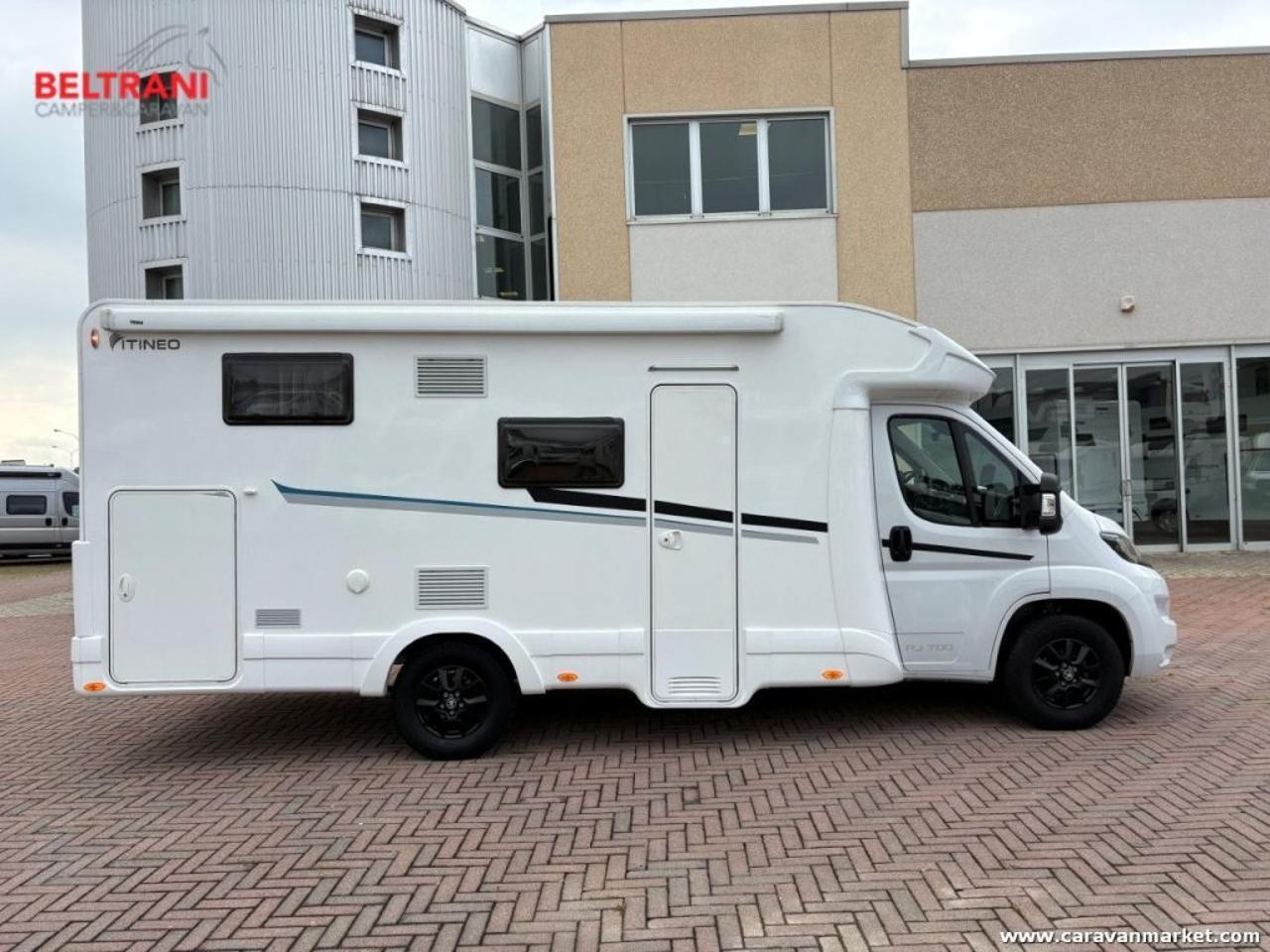 PJ 700