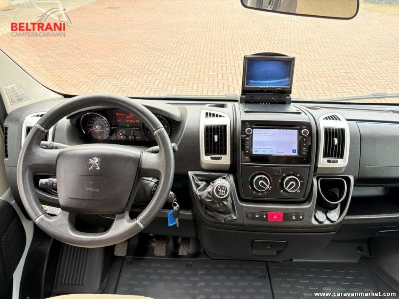 PJ 700
