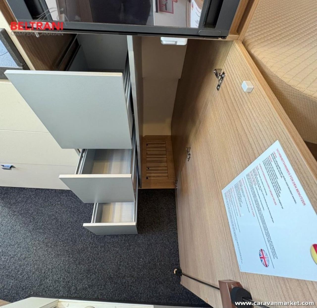 van Comfort GT Skyview 640 LE Charming